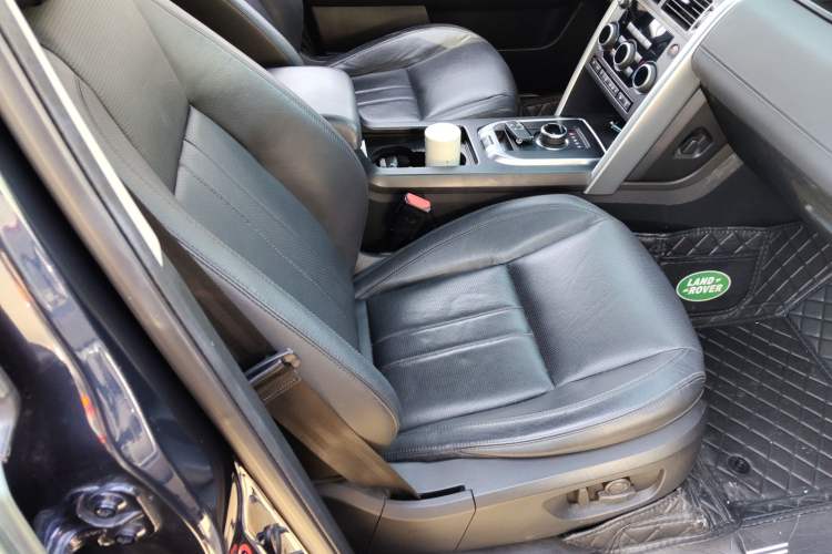 Used Land Rover Discovery Sport 2017 2.0T SE Right Front Seat