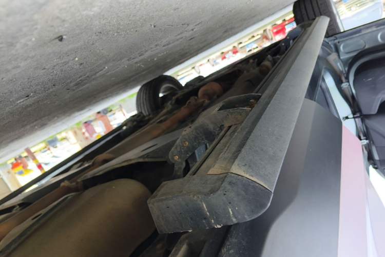 Used Land Rover Discovery Sport 2017 2.0T SE Left Side Sill