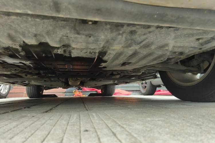 Used Land Rover Discovery Sport 2017 2.0T SE Chassis Front