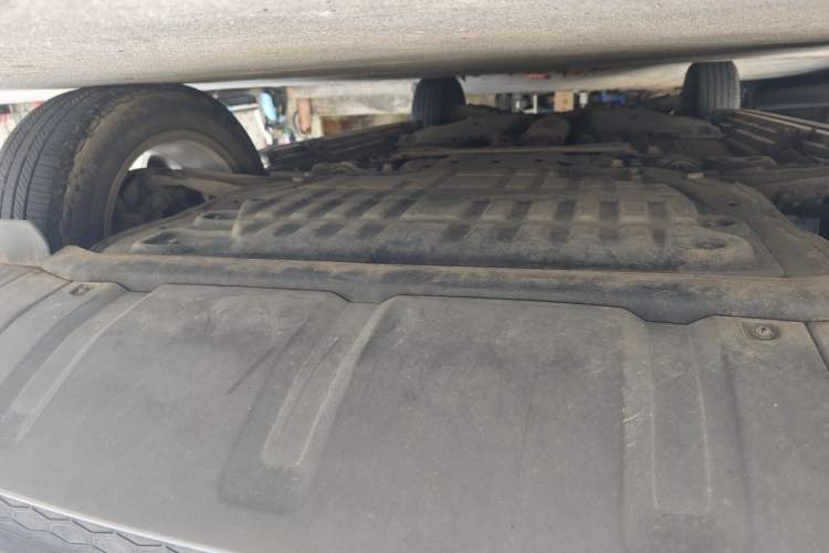 Used Land Rover Discovery Sport 2017 2.0T SE Chassis Front
