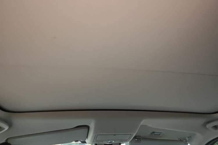 Used Land Rover Discovery Sport 2017 2.0T SE Headliner