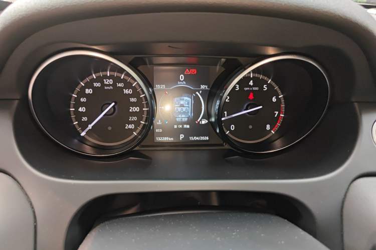 Used Land Rover Discovery Sport 2017 2.0T SE Instrument Cluster