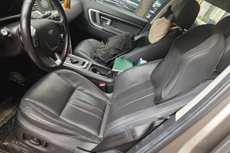 Used Land Rover Discovery Sport 2017 2.0T SE Left Front Seat