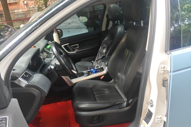 Used Land Rover Discovery Sport 2017 2.0T SE Left Front Seat