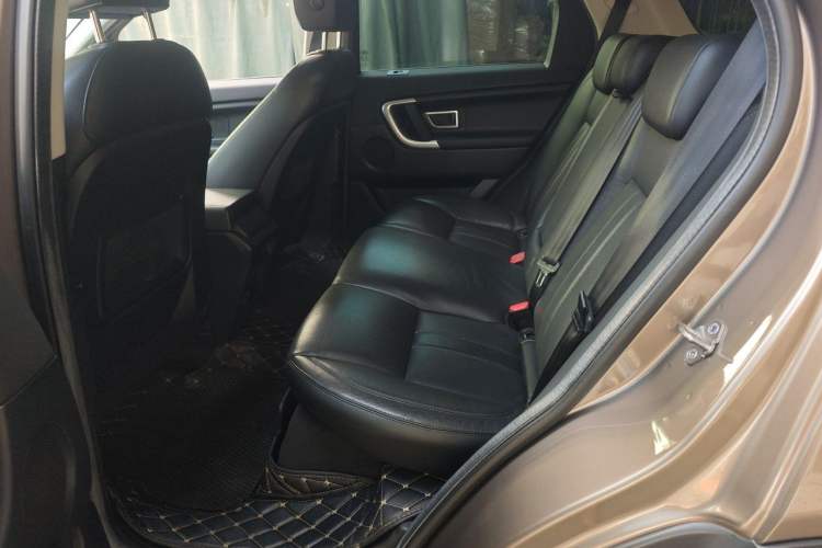 Used Land Rover Discovery Sport 2017 2.0T SE Left Rear Seat