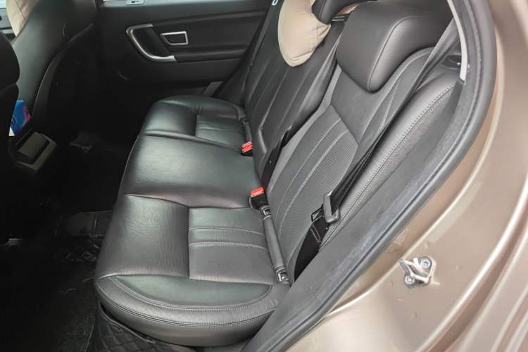 Used Land Rover Discovery Sport 2017 2.0T SE Left Rear Seat