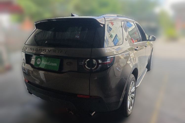 Used Land Rover Discovery Sport 2017 2.0T SE Rear Right 45 Deg