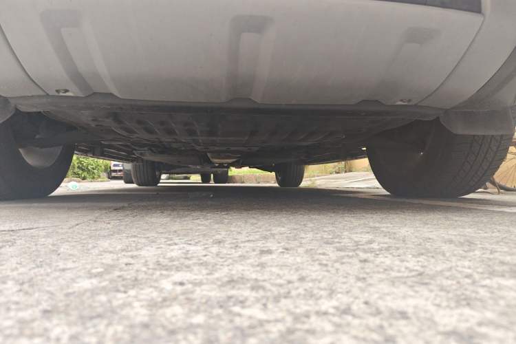 Used Land Rover Discovery Sport 2017 2.0T HSE Chassis Front