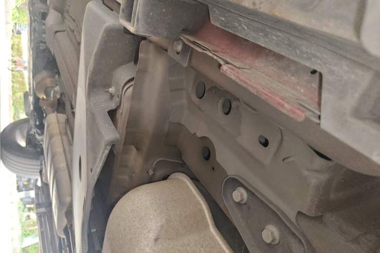 Used Land Rover Discovery Sport 2017 2.0T HSE Chassis Rear Left