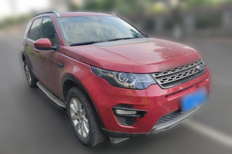 Used Land Rover Discovery Sport 2017 2.0T SE Front Right 45 Deg
