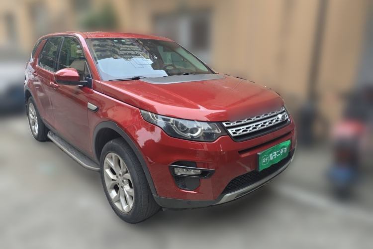 Used Land Rover Discovery Sport 2017 2.0T HSE Front Right 45 Deg