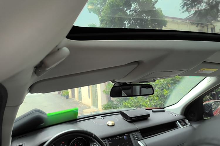 Used Land Rover Discovery Sport 2017 2.0T SE Headliner