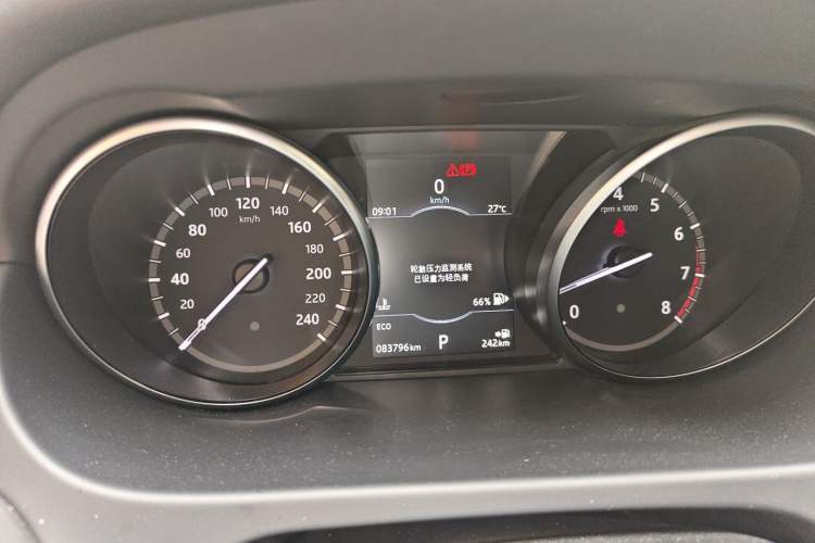 Used Land Rover Discovery Sport 2017 2.0T HSE Instrument Cluster