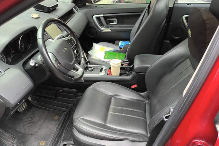 Used Land Rover Discovery Sport 2017 2.0T SE Left Front Seat