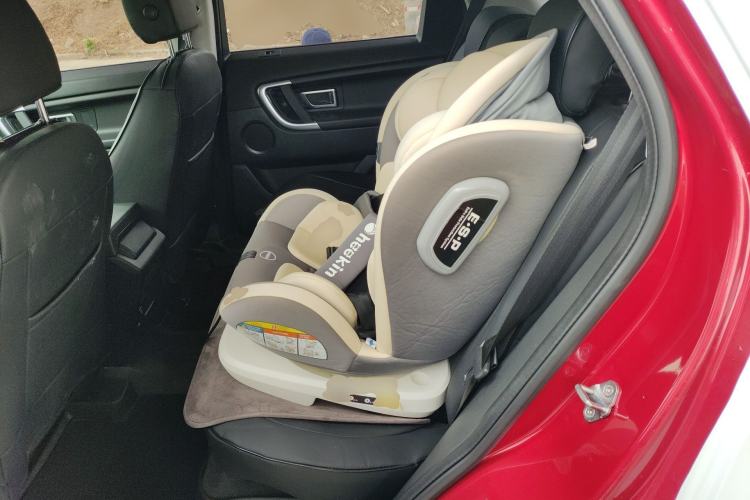 Used Land Rover Discovery Sport 2017 2.0T SE Left Rear Seat