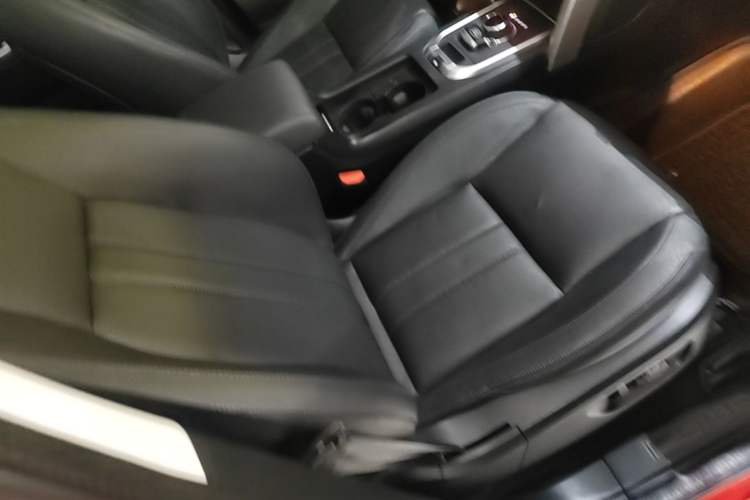 Used Land Rover Discovery Sport 2017 2.0T SE Right Front Seat