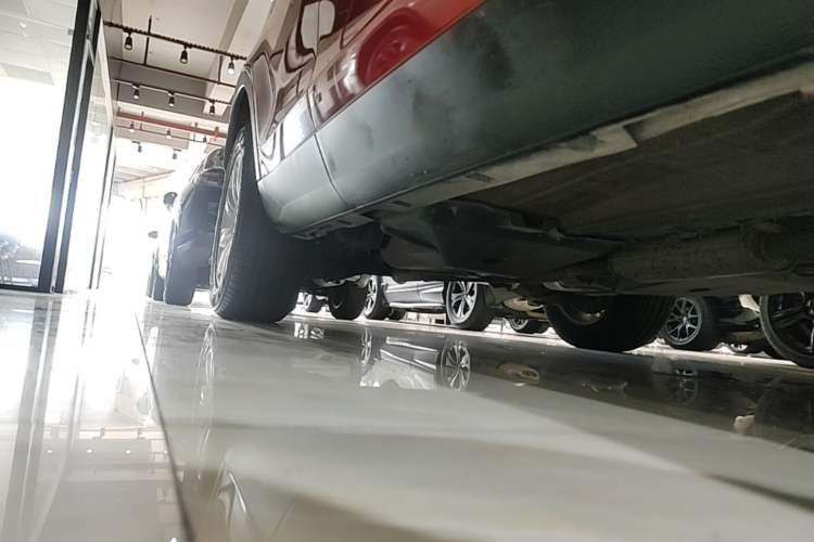 Used Land Rover Discovery Sport 2017 2.0T SE Right Side Sill