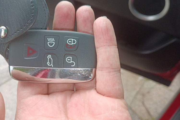 Used Land Rover Discovery Sport 2017 2.0T SE Vehicle Key