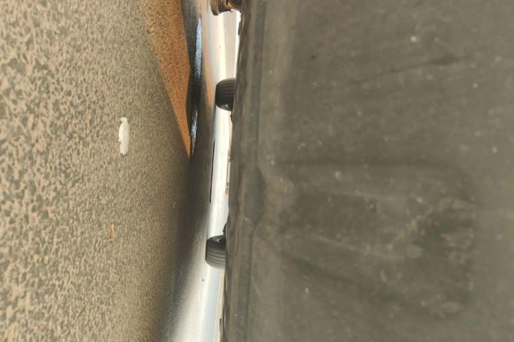 Used Land Rover Discovery Sport 2017 2.0T PURE Chassis Front