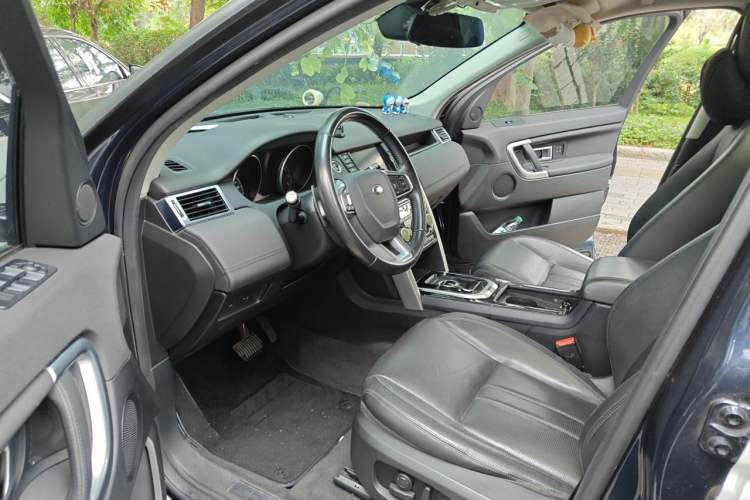 Used Land Rover Discovery Sport 2017 2.0T HSE Driver Seat