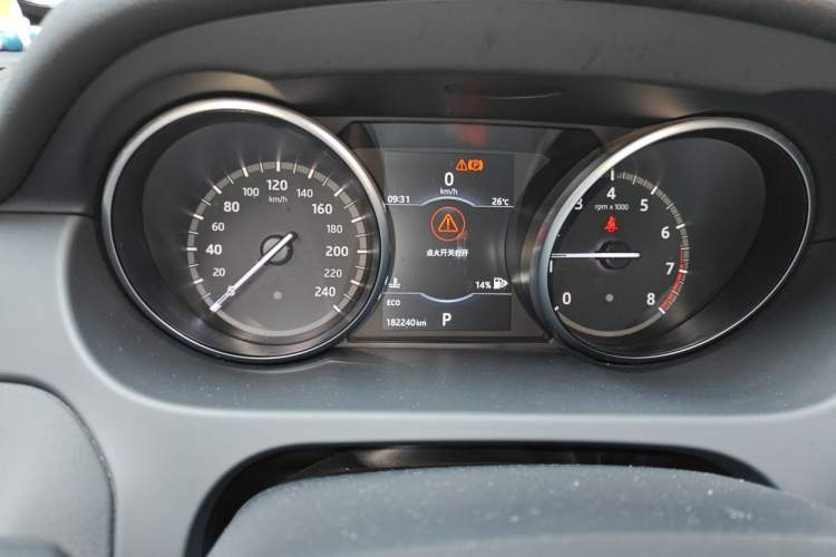 Used Land Rover Discovery Sport 2017 2.0T HSE Instrument Cluster