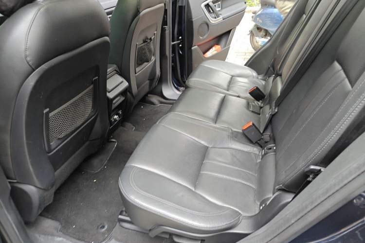 Used Land Rover Discovery Sport 2017 2.0T HSE Left Rear Seat