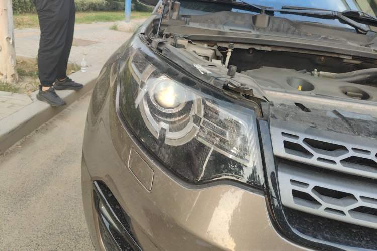 Used Land Rover Discovery Sport 2017 2.0T PURE Right Front Headlight