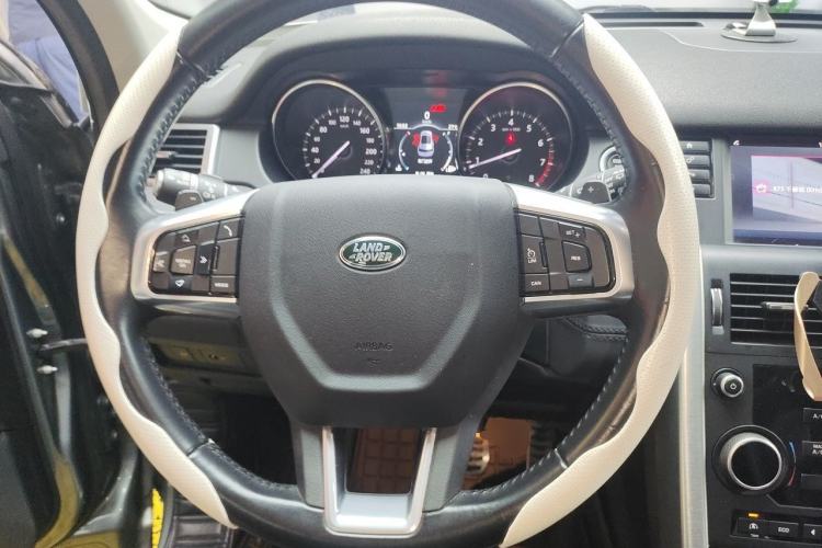 Used Land Rover Discovery Sport 2017 2.0T SE Steering Wheel