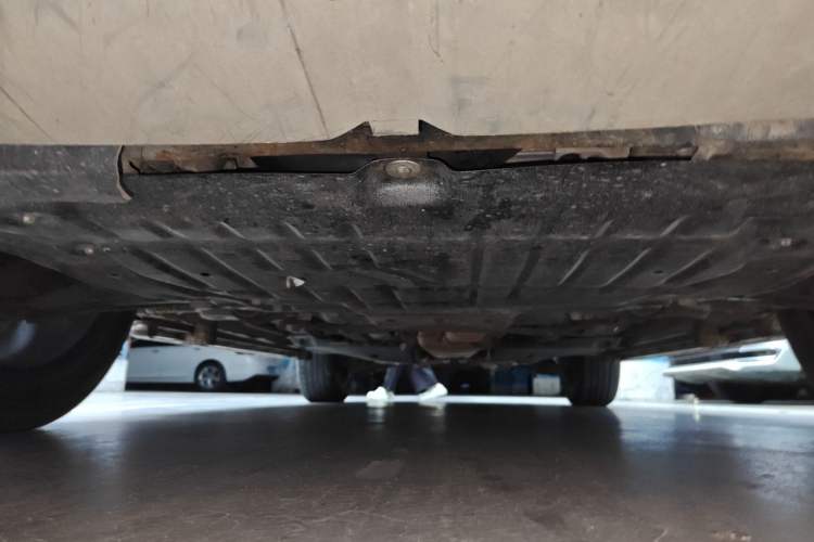 Used Land Rover Discovery Sport 2017 2.0T HSE Chassis Front