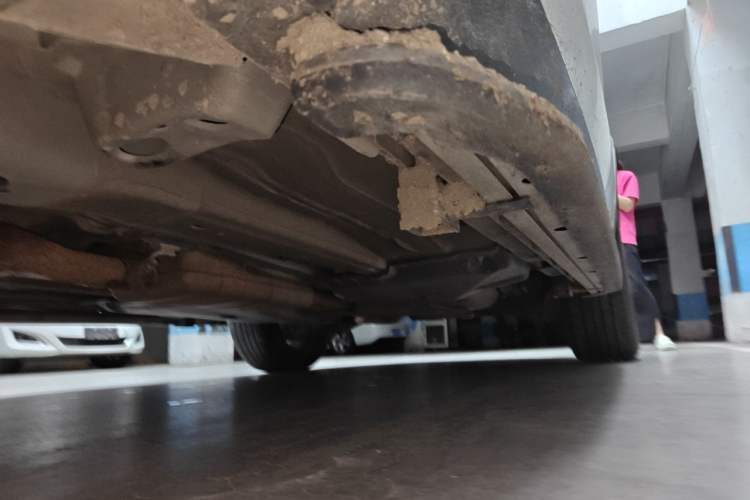 Used Land Rover Discovery Sport 2017 2.0T HSE Chassis Front Left