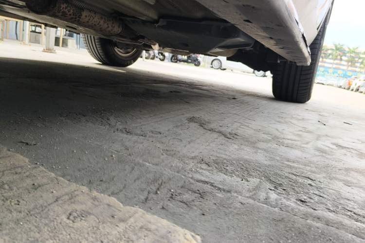 Used Land Rover Discovery Sport 2017 2.0T SE Chassis Front Left