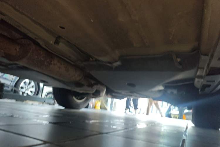 Used Land Rover Discovery Sport 2017 2.0T PURE Chassis Front Left