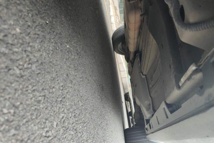 Used Land Rover Discovery Sport 2017 2.0T HSE Chassis Front Left
