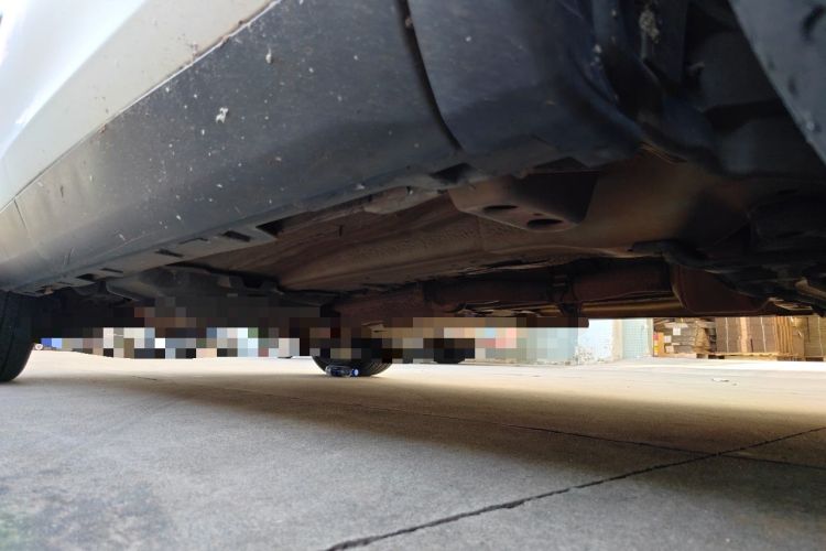 Used Land Rover Discovery Sport 2017 2.0T SE Chassis Front Right