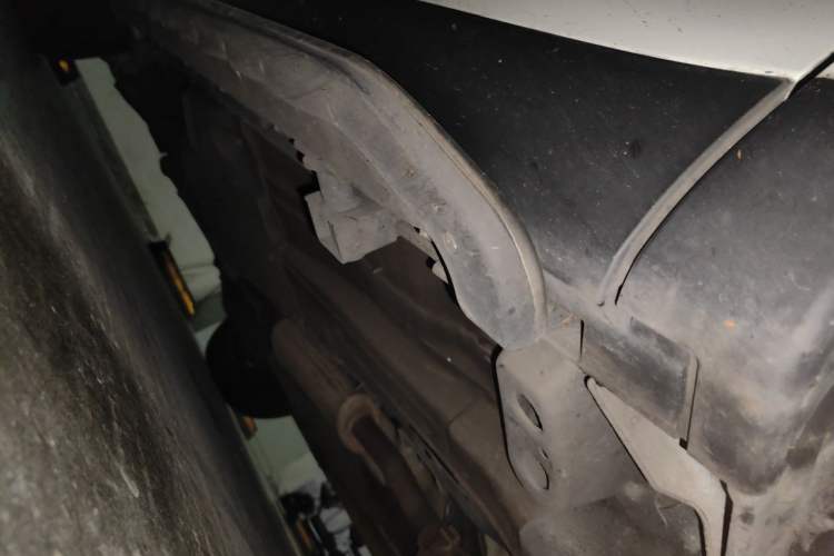 Used Land Rover Discovery Sport 2017 2.0T SE Chassis Front Right