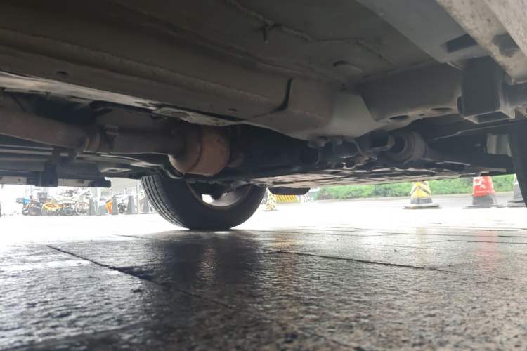 Used Land Rover Discovery Sport 2017 2.0T SE Chassis Front Right