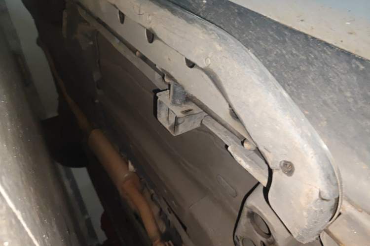 Used Land Rover Discovery Sport 2017 2.0T SE Chassis Front Right