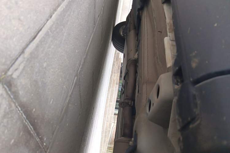 Used Land Rover Discovery Sport 2017 2.0T SE Chassis Front Right