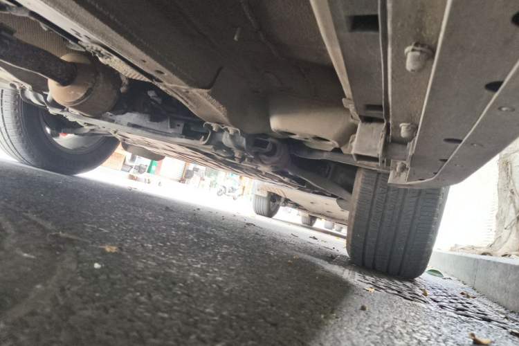 Used Land Rover Discovery Sport 2017 2.0T SE Chassis Front Right