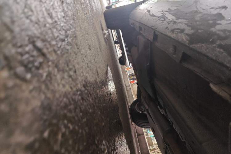 Used Land Rover Discovery Sport 2017 2.0T SE Chassis Front Right