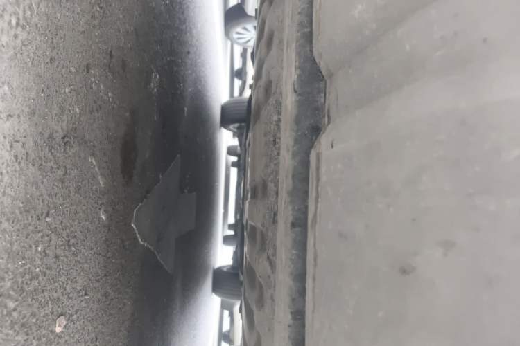Used Land Rover Discovery Sport 2017 2.0T HSE Chassis Front
