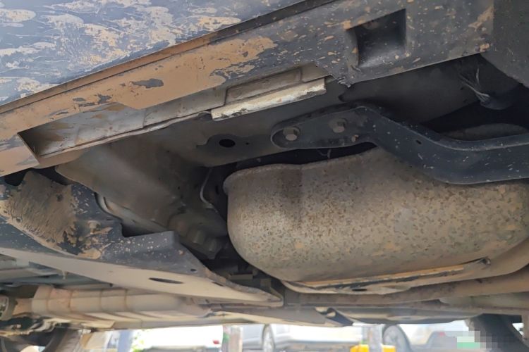 Used Land Rover Discovery Sport 2017 2.0T HSE Chassis Rear Left