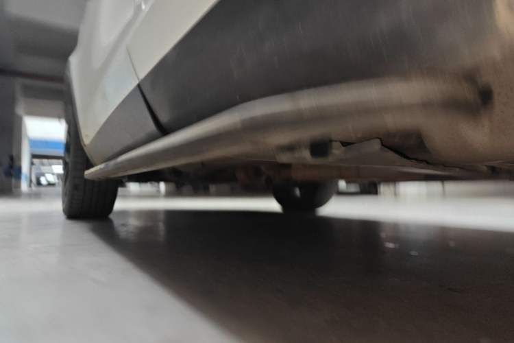 Used Land Rover Discovery Sport 2017 2.0T HSE Chassis Rear Left