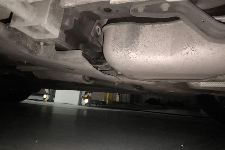 Used Land Rover Discovery Sport 2017 2.0T SE Chassis Rear Left
