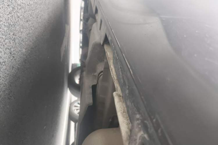 Used Land Rover Discovery Sport 2017 2.0T HSE Chassis Rear Left