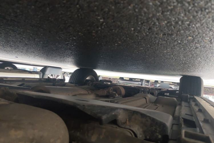 Used Land Rover Discovery Sport 2017 2.0T PURE Chassis Rear Left