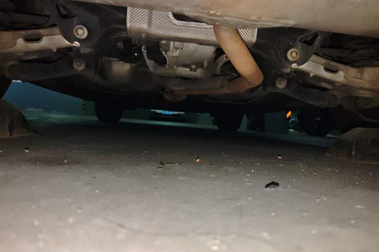 Used Land Rover Discovery Sport 2017 2.0T SE Chassis Rear