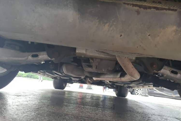 Used Land Rover Discovery Sport 2017 2.0T SE Chassis Rear