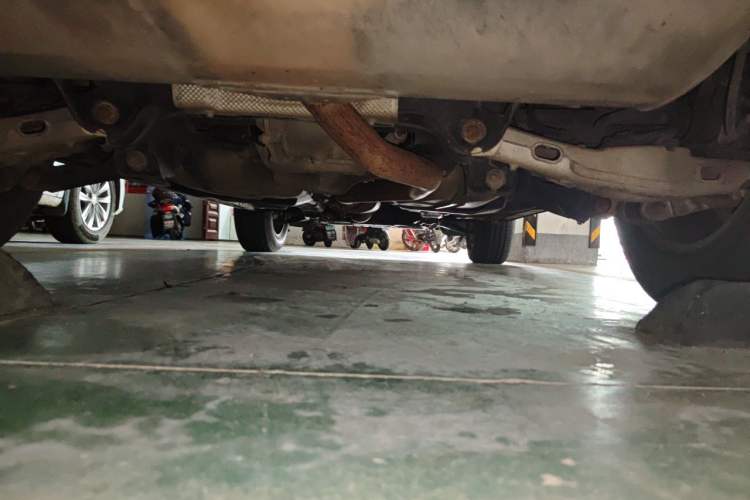 Used Land Rover Discovery Sport 2017 2.0T SE Chassis Rear