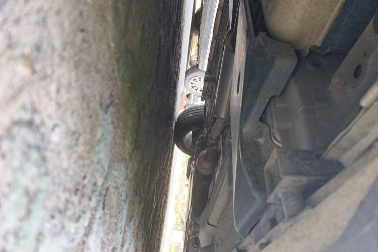 Used Land Rover Discovery Sport 2017 2.0T SE Chassis Rear Right